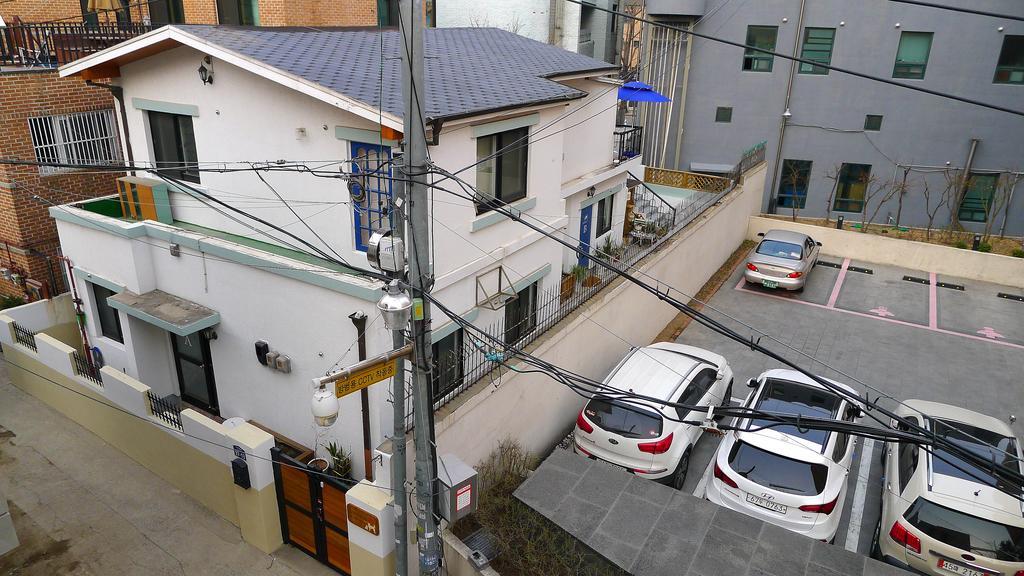 Oh My Guesthouse โซล ภายนอก รูปภาพ